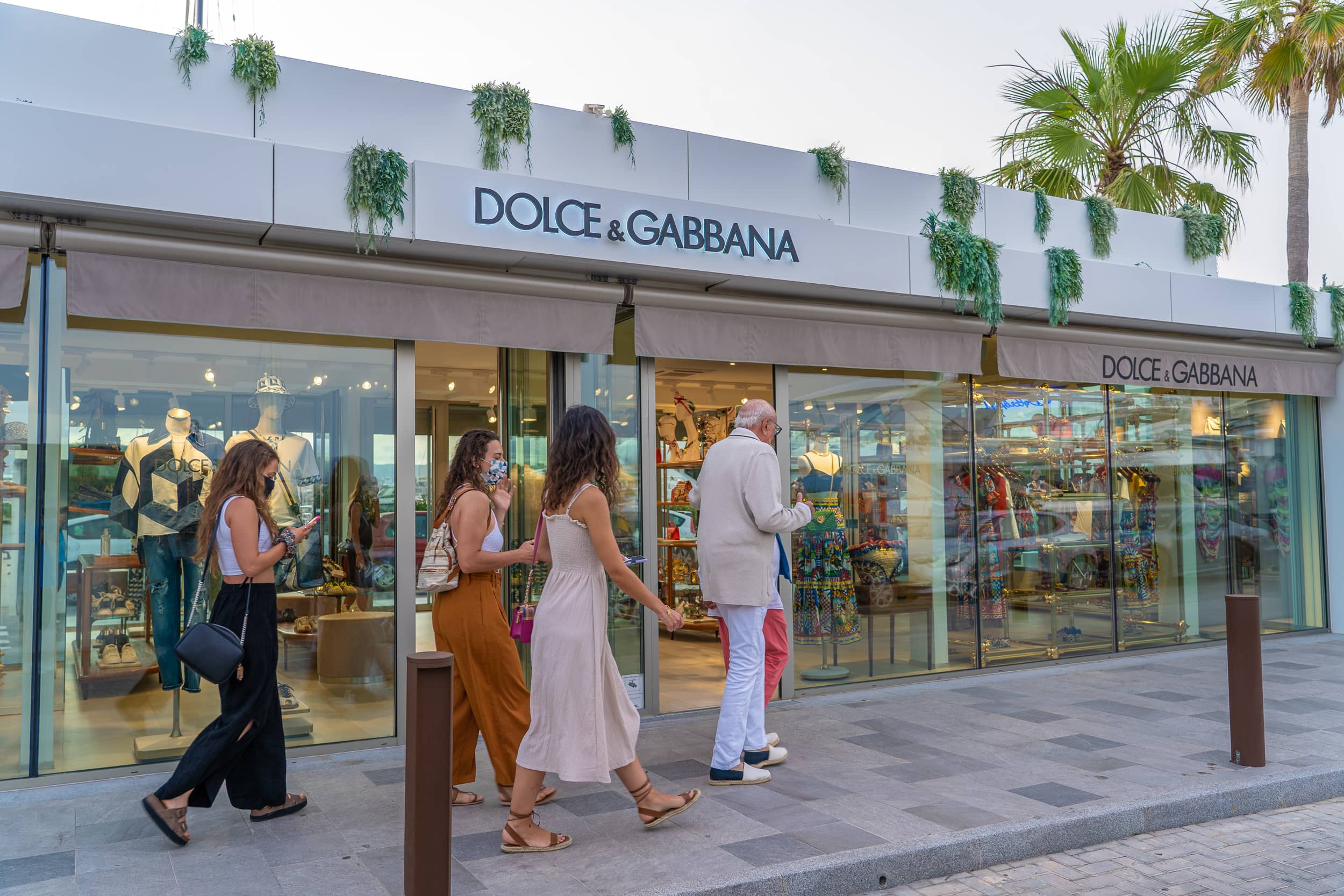 Marina Ibiza, ROTO, CALMA, NAUTICA, MARINA, LIFESTYLE, lio, shopping, gastronomia, capuccino, concie